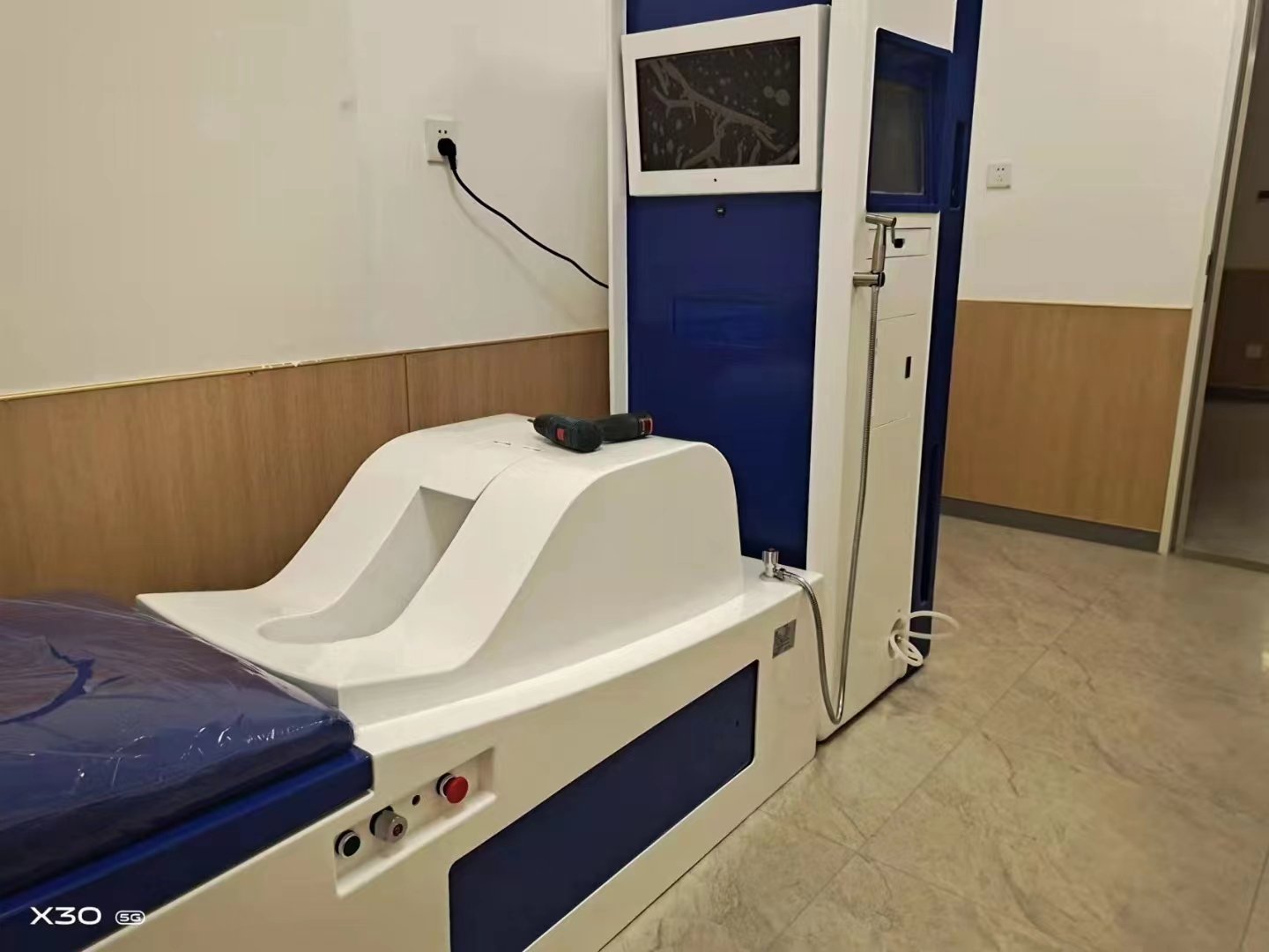 best colonic machine procurement planning workspace with decision matrix spreadsheets and equipment catalogs
