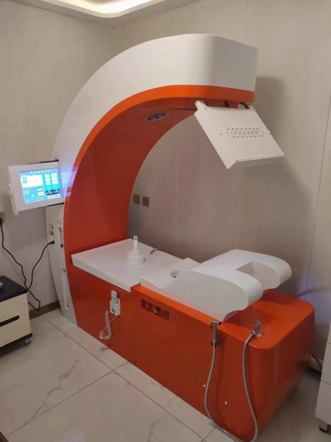 Modern MAIKONG colonic machine manufacturing facility in Shenzhen China